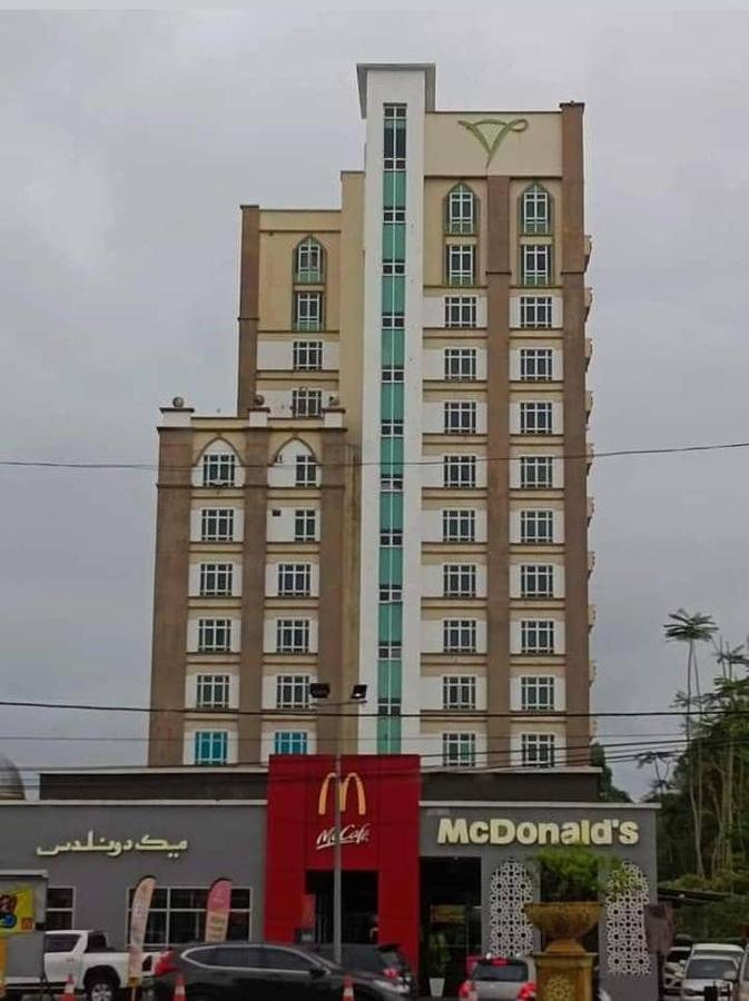كوتا بْهارو Risqi Apartment 2 Bedroom Wakaf Che Yeh المظهر الخارجي الصورة